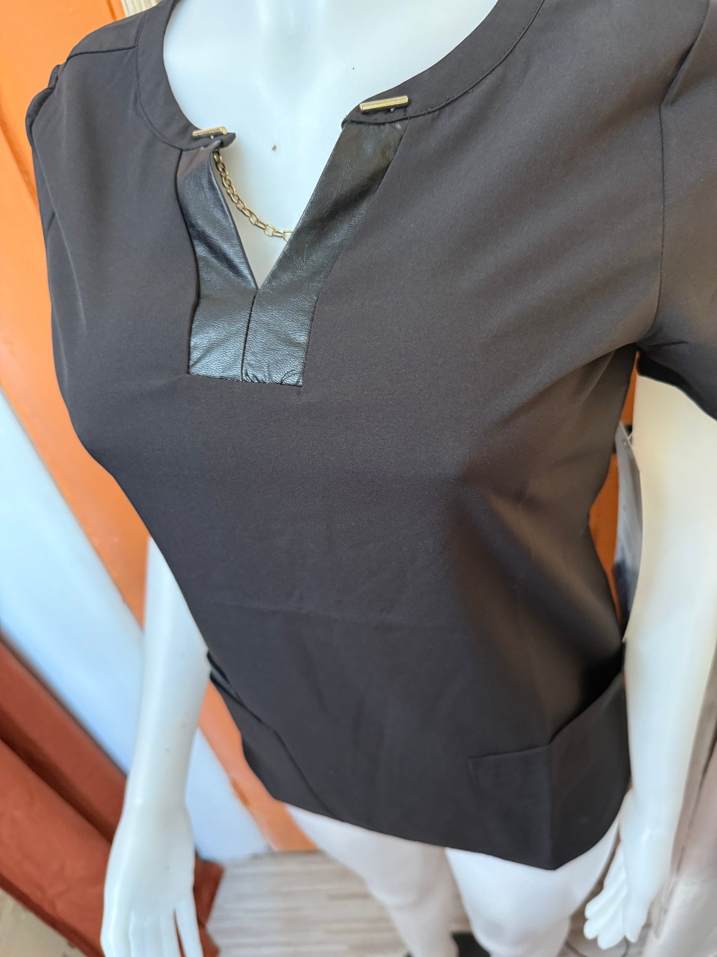 Women’s Leather gold link top