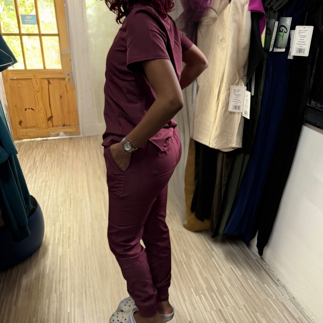 ET women’s joggers set