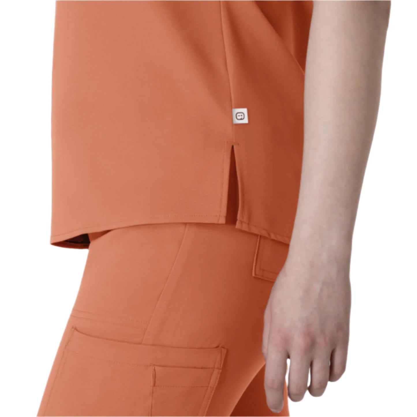 WOMEN'S THRIVE V NECK TUCK IN SCRUB TOP